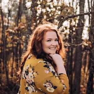 Meet your Posher, Claire